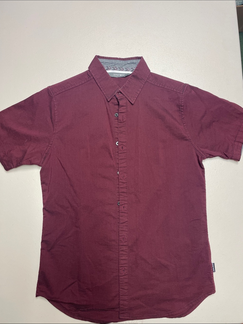 Departwest Short-Sleeve Button-Down Shirt - Burgundy